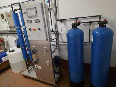 Water Purifying System *10% BUYERS PREMIUM*