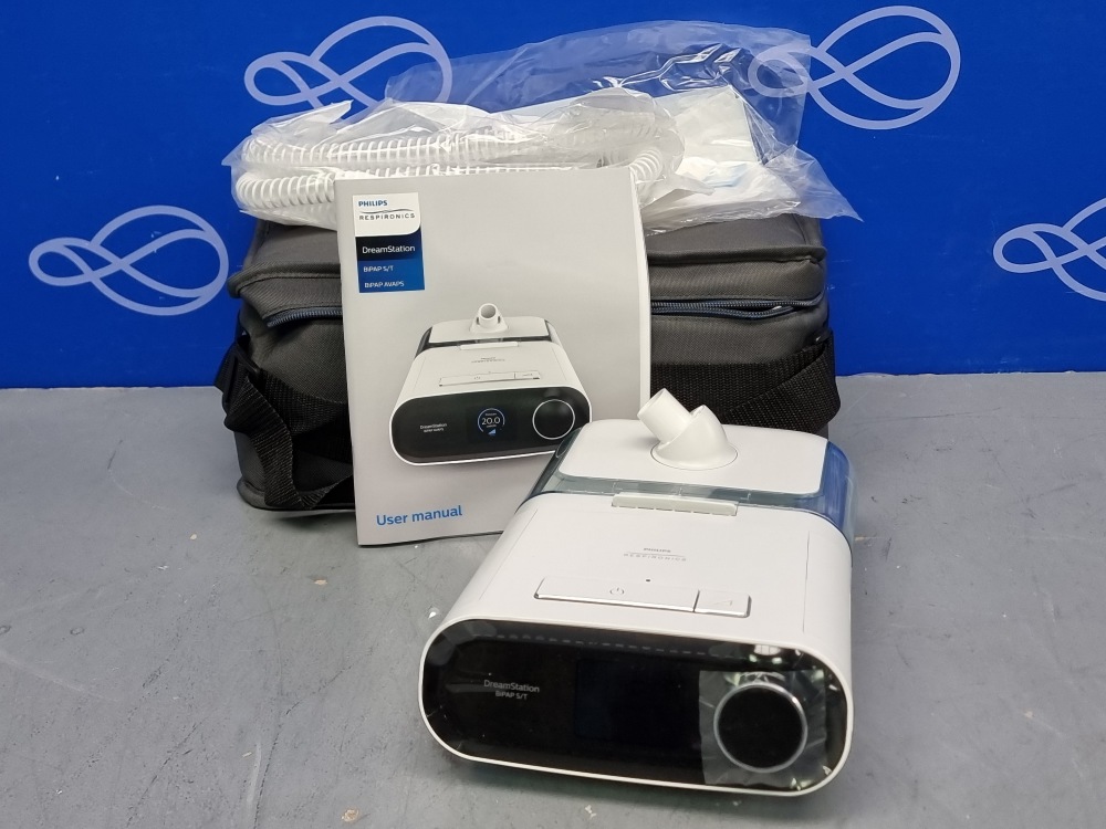 Philips Respironics Dreamstation BiPAP with Humidifier *As new in box*