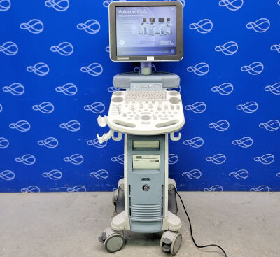 GE Voluson P8 BT18 Ultrasound System