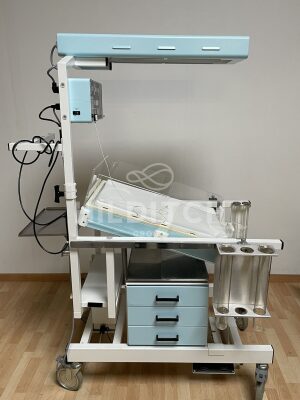 BioMS Multiradia 100 Neonatal Reanimation Table