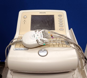 Philips PageWriter Trim II ECG with Trolley and 10 Lead ECG Cable - 2