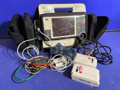 Medtronic LifePak 12 Defibrillator with CO2 port