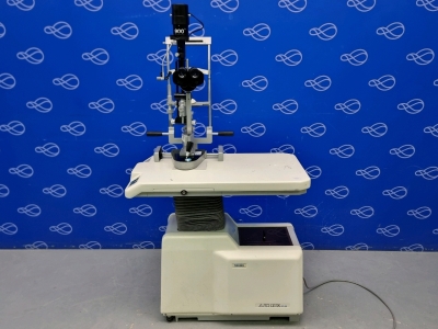 Haag Streit 900 Slit Lamp on Takagi Auto Desk ST33