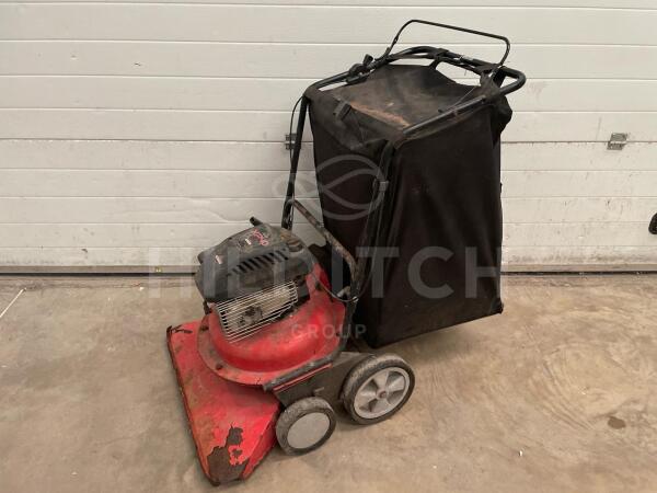 Briggs & Stratton AL-KO Powerline 750B Wheeled Petrol Leaf and Garden Vacuum