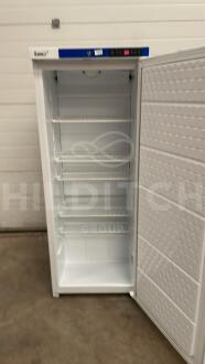 LEC PE907 Refrigerator - 2