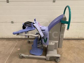 ArjoHuntleigh Sara Plus Sit-To-Stand Patient Hoist