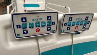 2 x Sidhil Innov8 Low Level Electric Patient Beds - 3