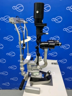 Haag Streit 900 Slit Lamp on Manual Table - 3