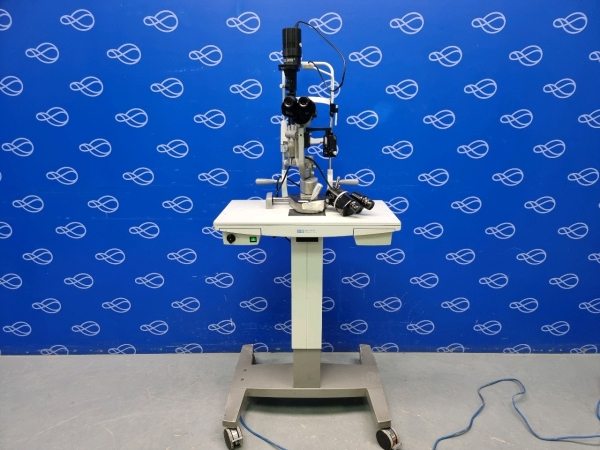 Haag Streit Bern BQ900 Slit Lamp on Table