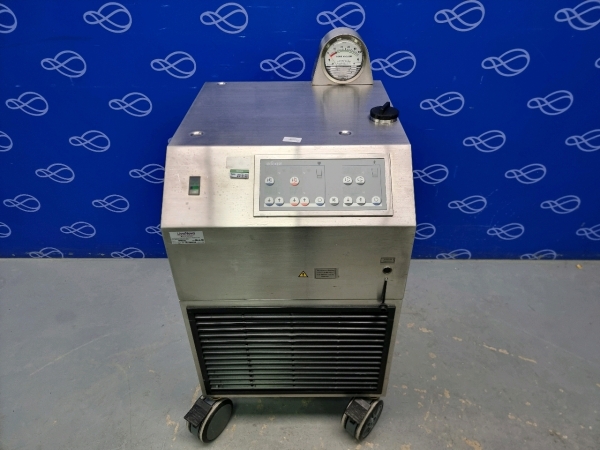 Stockert LivaNova 3T Heater-Cooler System