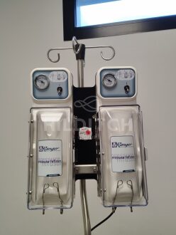 2 x Arizant Healthcare Ranger Pressure Infusors - 5