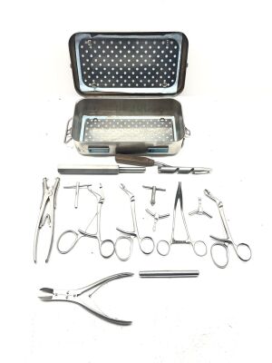 Surgical Instrument Set