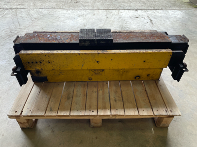 Major Lift 4 Tonnes Hydraulic Pit Jack