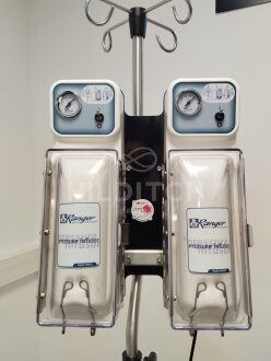 2 x Arizant Healthcare Ranger Pressure Infusors - 2