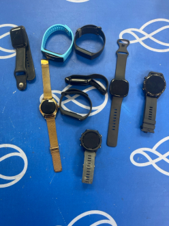 Quantity of Smart Watches - 2