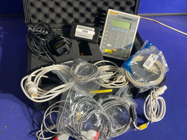 Fluke Biomedical MPS450 Multiparameter Simulator