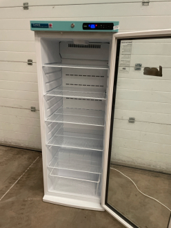 LEC LM PGRC273UK Upright Refrigerator - 2