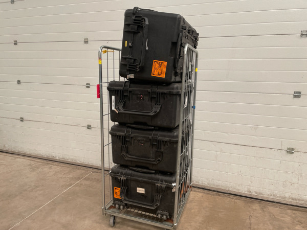 4 x Peli Cases (empty)