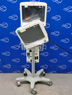 2 x GE Carescape B650 Patient Monitor on One Rollstand - 2