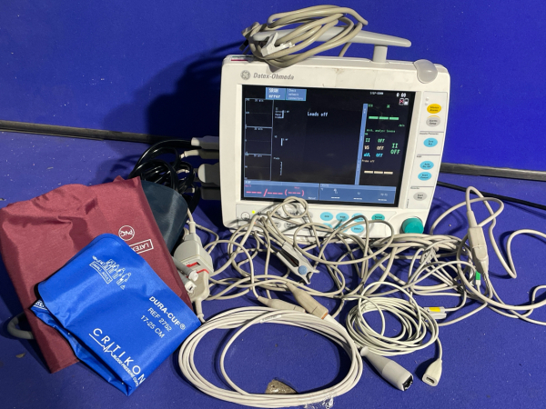 GE F-FM-01 Patient Monitor