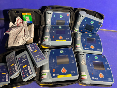 6 x Laerdal HeartStart FR2+ Defibrillators