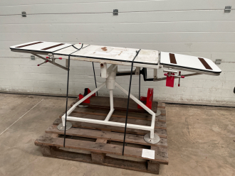 Manually Adjusted 6ft Field Operating Table - 2