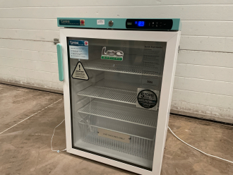 LEC LM PGRC151UK Under Counter Refrigerator (Locked)