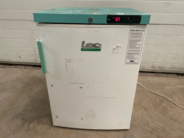 LEC PSR151UK Under Counter Refrigerator