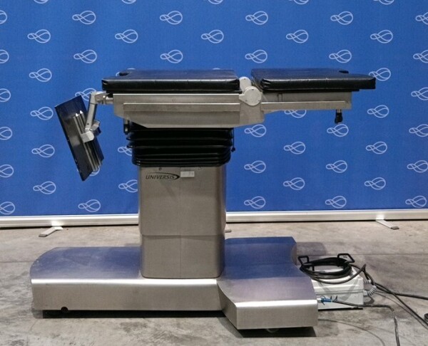 Universis Steris Operating Table