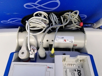 Zoll R-Series Plus Defibrillator on Metro Flexline Crash Trolley - 3