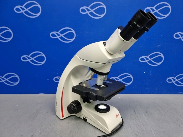 Bench Top Microscope Leica DM500 Benchtop Microscope