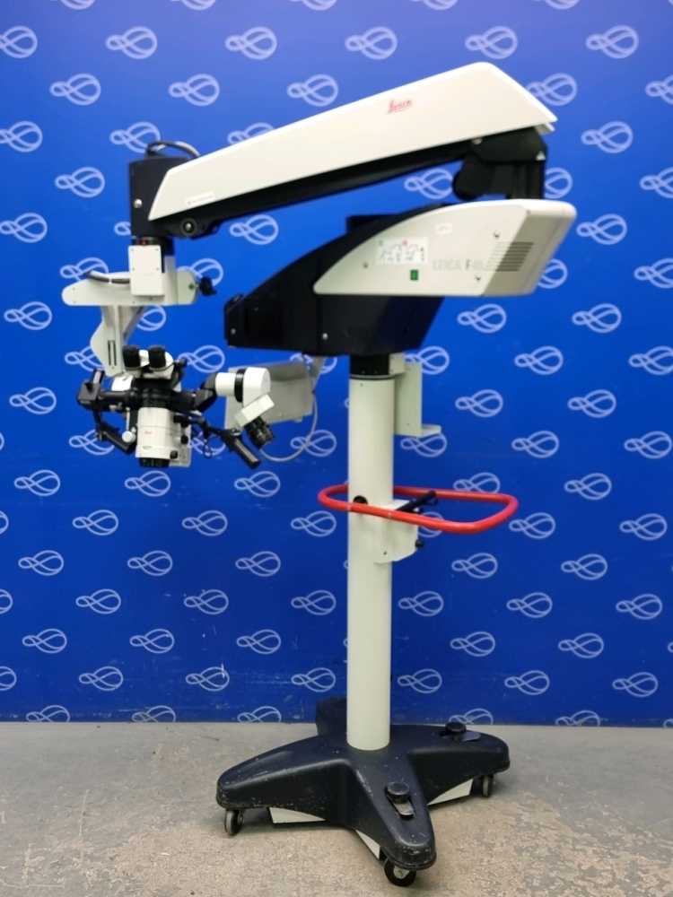 Leica M525 Operating Microscope on Leica F40 Base