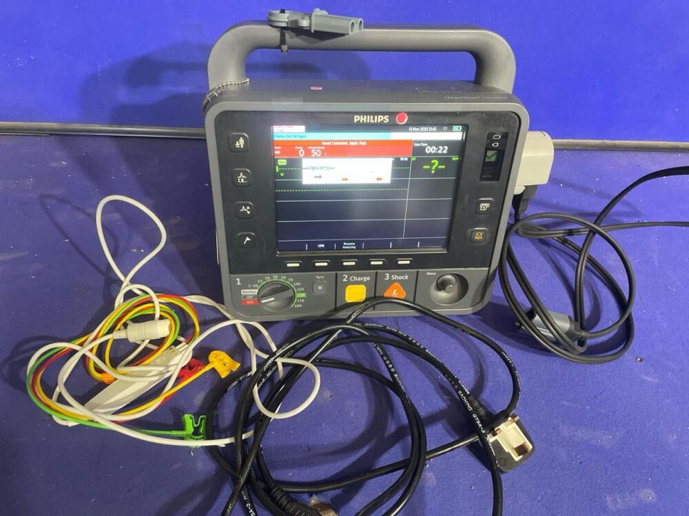 Philips Heartstart Intrepid Defibrillator (No Pacer Function)