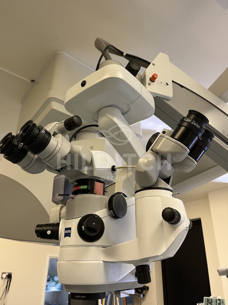 Zeiss Lumera 700 Ceiling Mounted Microscope