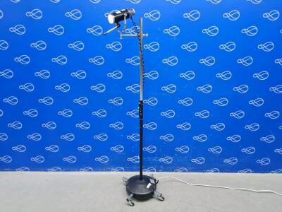 Downs Medical Chiron Examination Lamp on Rollstand