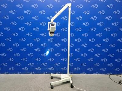Luxo 0144111 Light on Stand