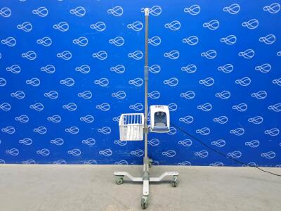 Fisher and Paykel Airvo 2 Humidifier on Drip Stand