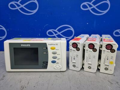 Philips IntelliVue X2 Transport Patient Monitor & 3 x Philips M3015A Microstream Module