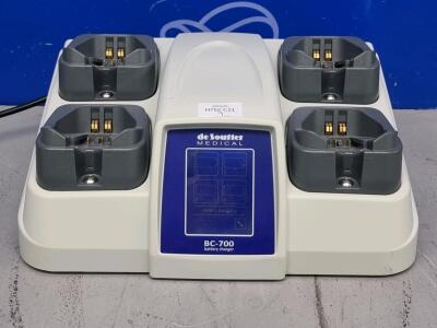 De Soutter Medical BC-700 Battery Charger