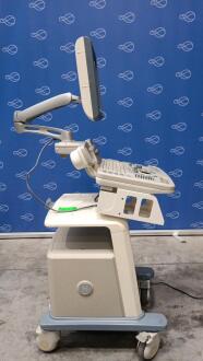 GE Logiq P5 Ultrasound System - 7
