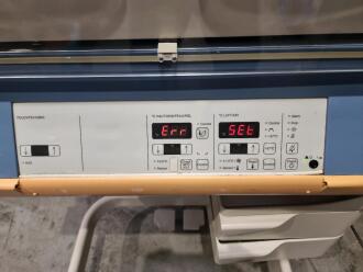 Drager 8000SC Infant Incubator - 3