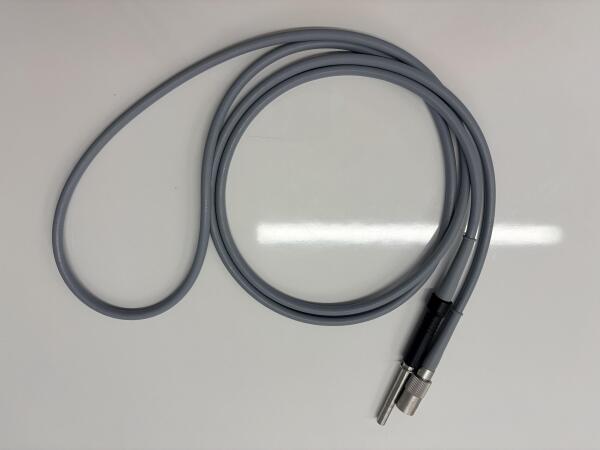 3x Storz 495 NAO Light Cables