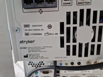 Stryker L9000 light Source - 3