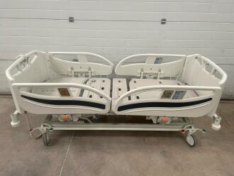 Stryker 7100 Patient Bed