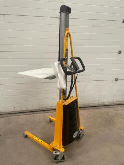 E150A Electric Elevator / Stacker (150 kg capacity) - 5