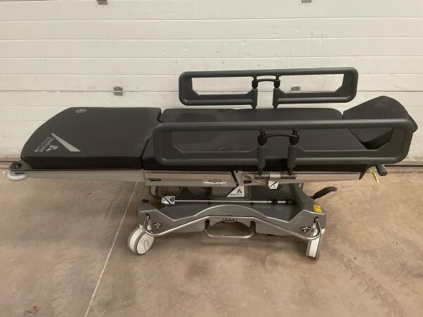 Anetic Aid QA4 Hydraulic Patient Trolley