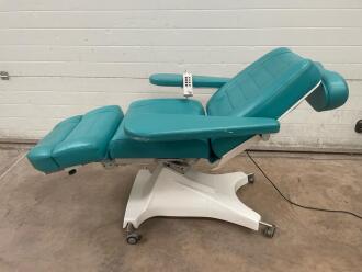 Dewert Electric Examination Chair