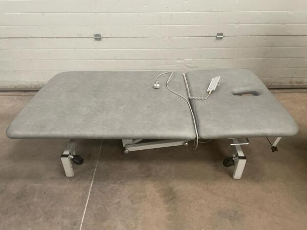 Plinth 2000 2-Section Bariatric Electric Couch