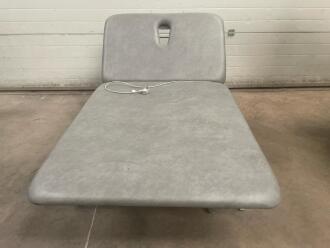 Plinth 2000 2-Section Bariatric Electric Couch - 3