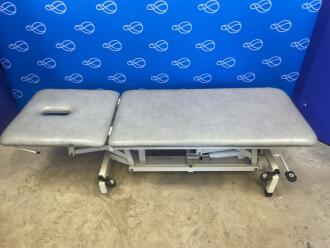 Huntleigh Akron 2-Section Hydraulic Couch